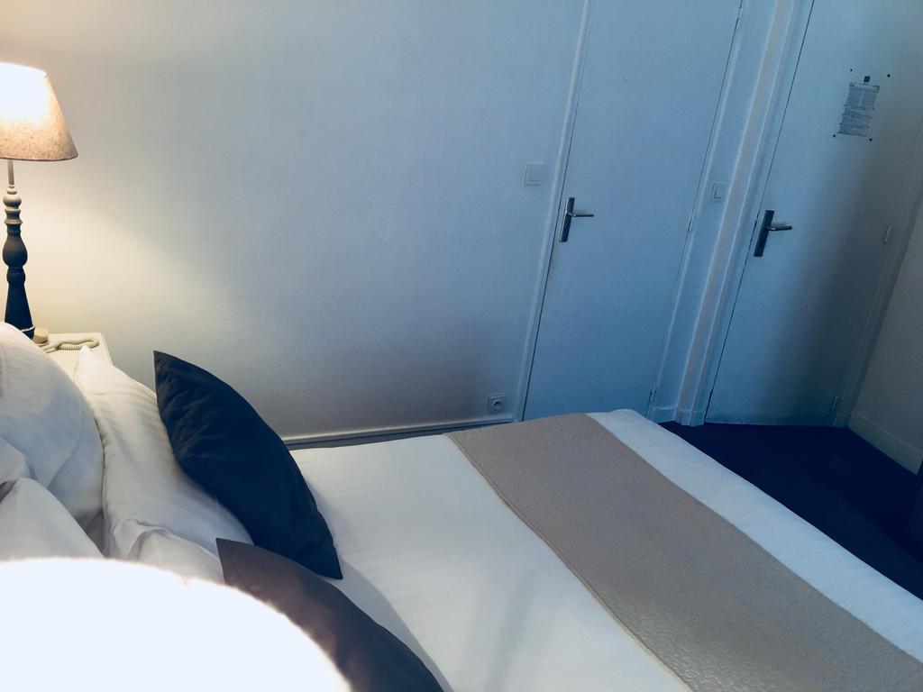 Hotel Moderne ตูร์ ภายนอก รูปภาพ